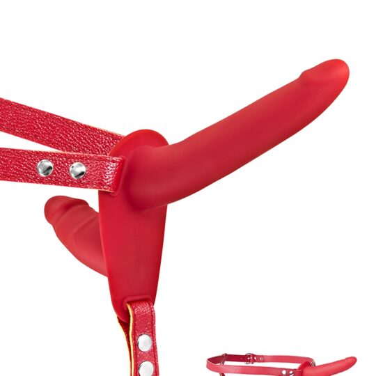 Double gode ceinture rouge - Fetish Tentation